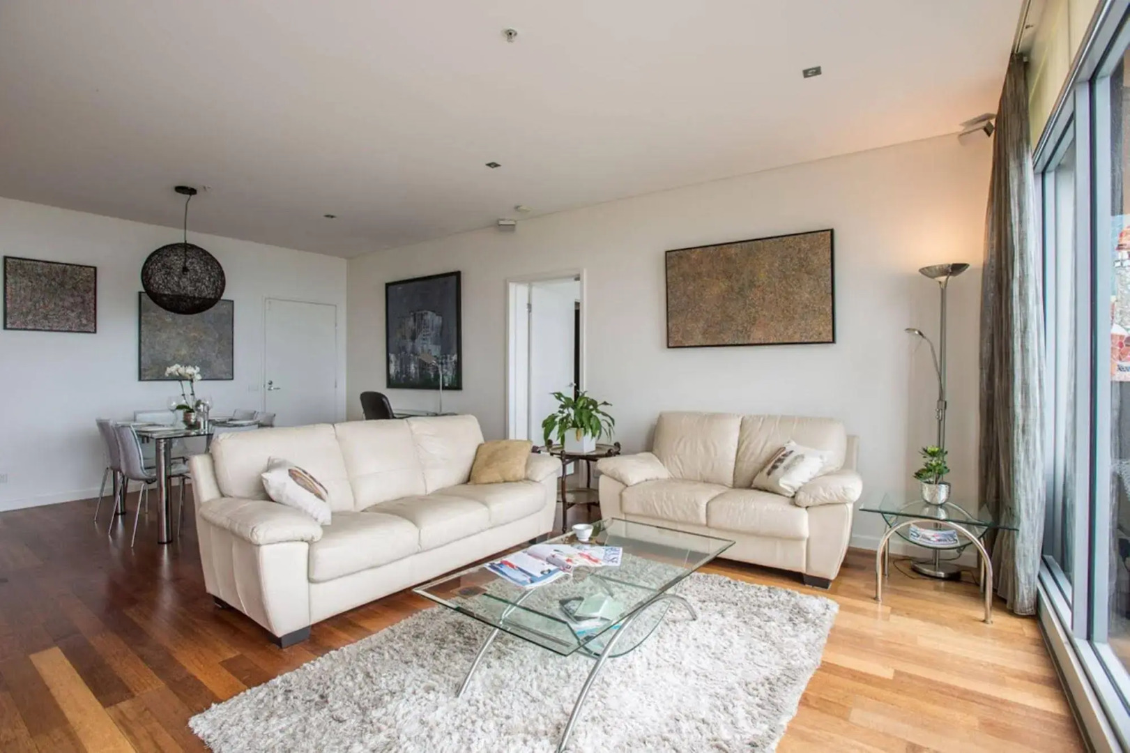 Port Melbourne Panorama - StayCentral