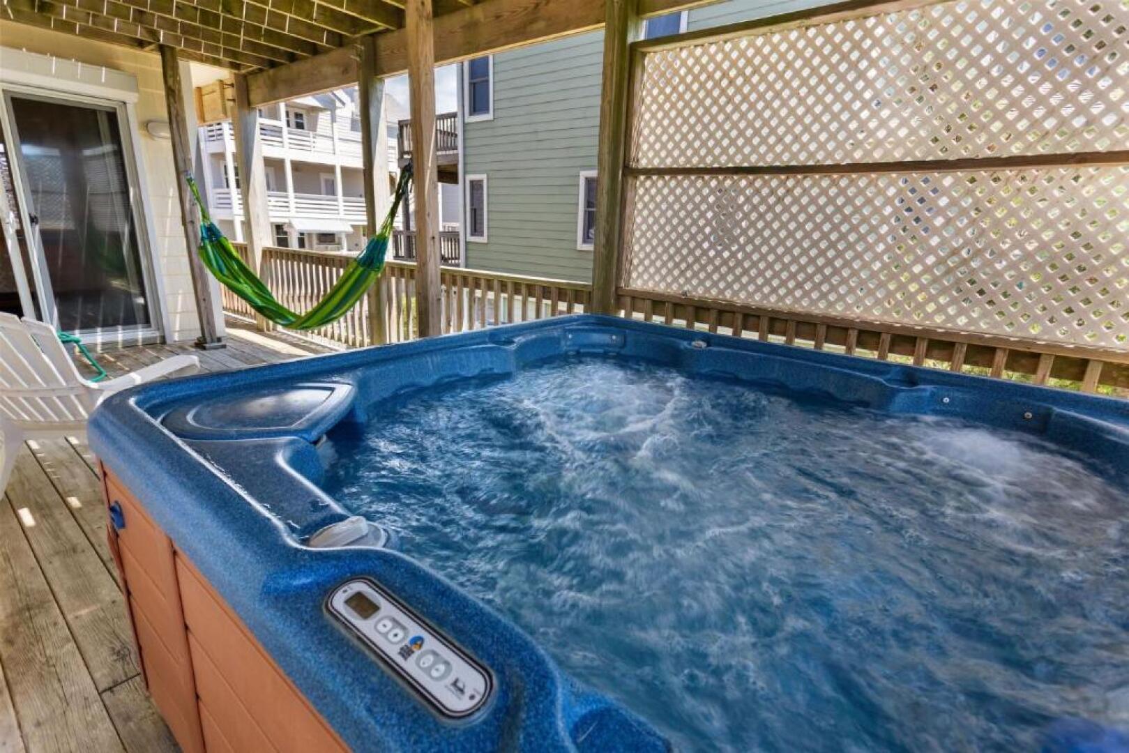 1671 Semper Summer 3 Min Walk to Beach