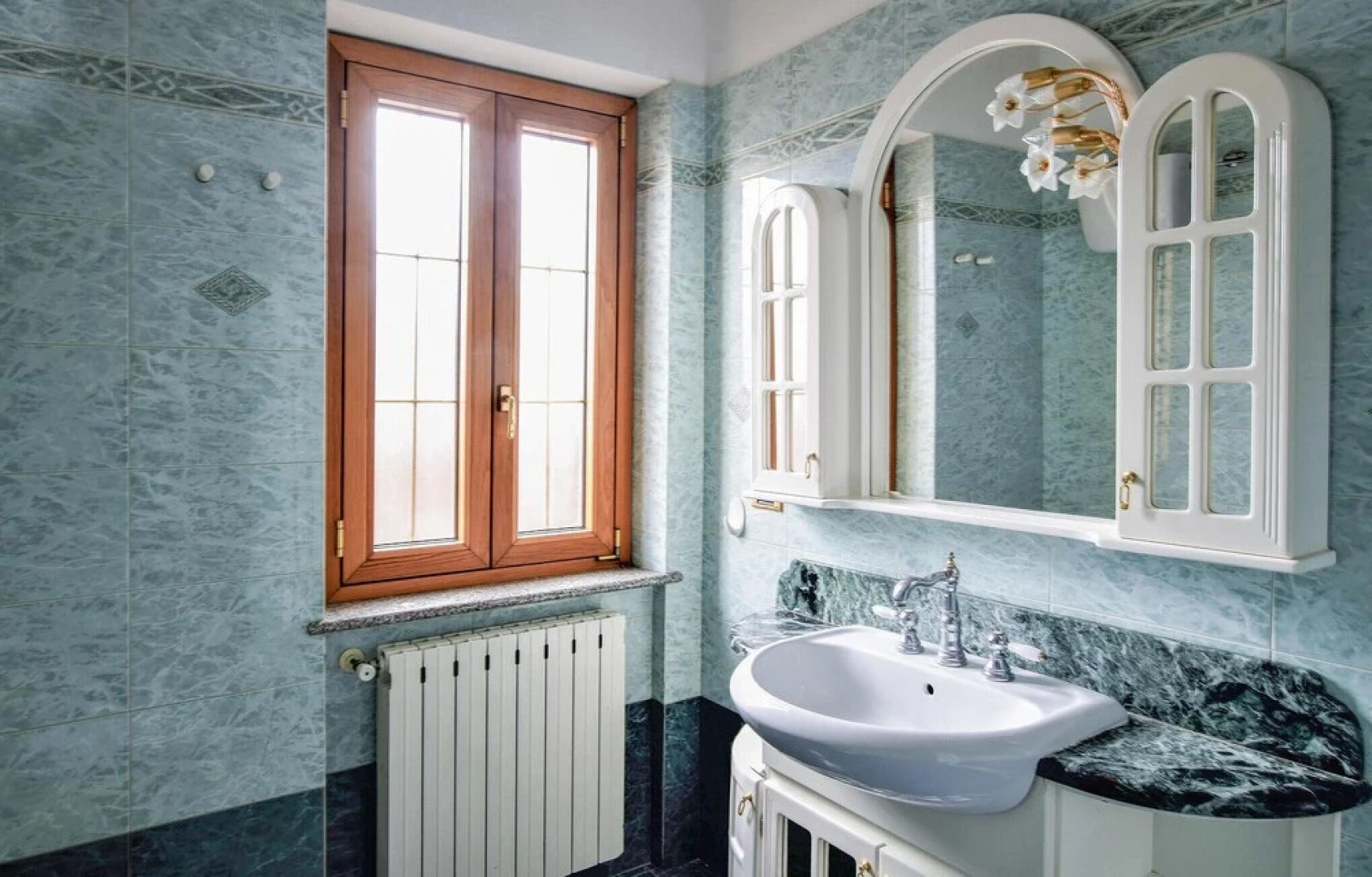 Nice Apartment in Davoli Marina With 2 Bedrooms and Wifi