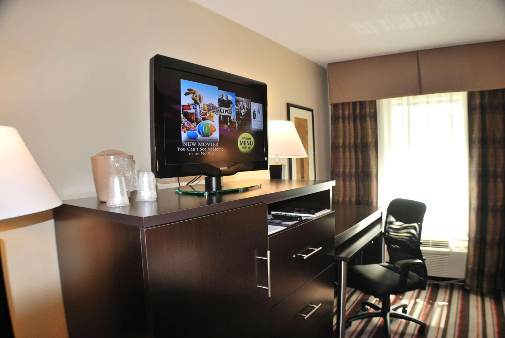 Holiday Inn Express W-I40/Whitebridge Road by IHG