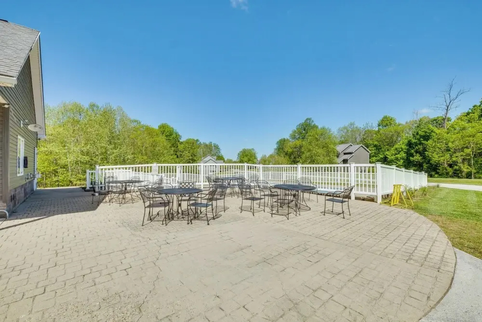 Taylorsville Lake Cottage Rental w/ Hot Tub!