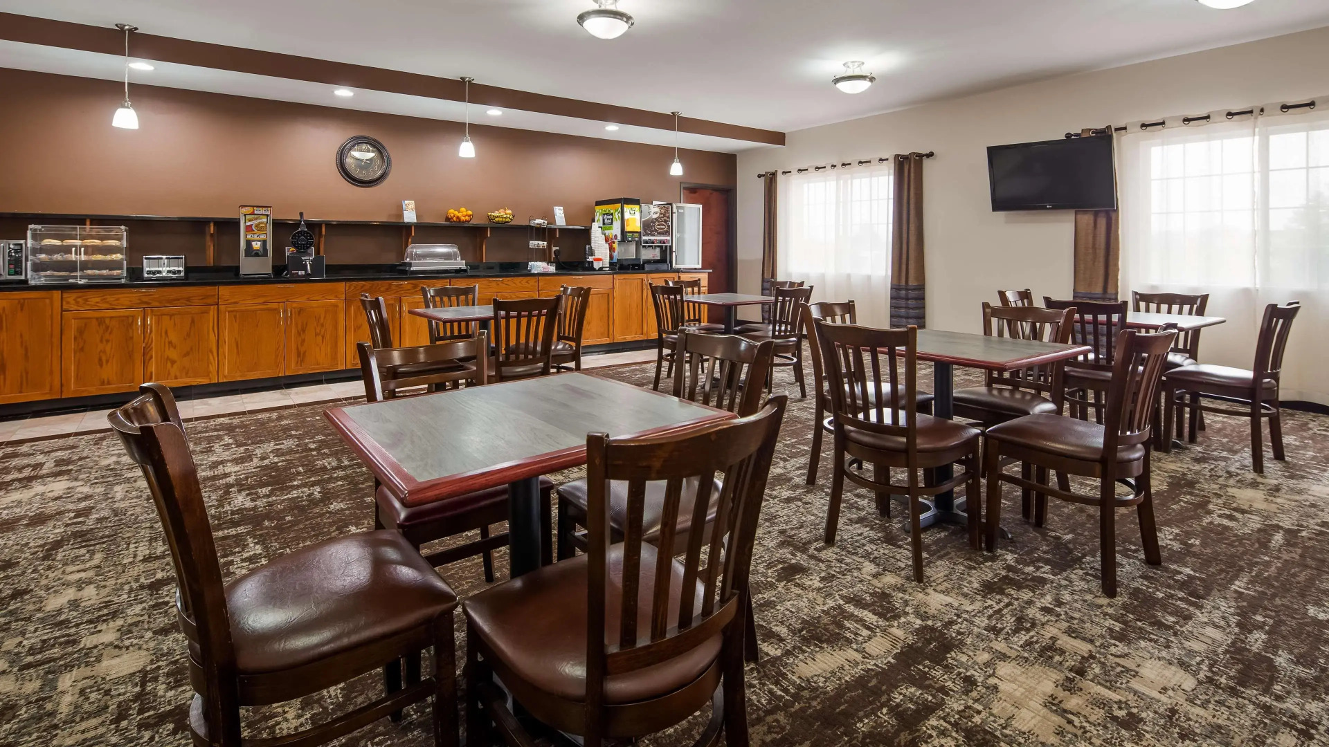 Best Western Plus Wakeeney Inn & Suites