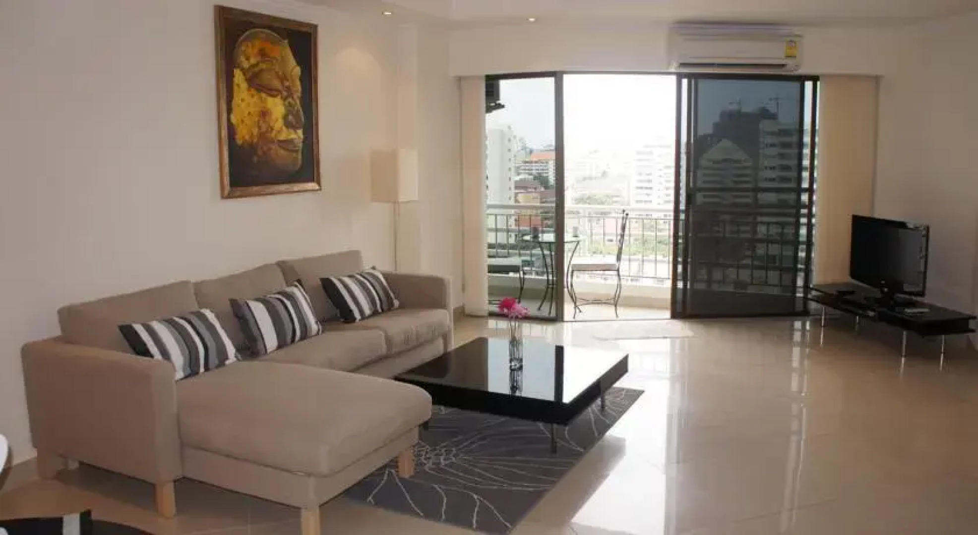 VT 2 Serviced Apartment