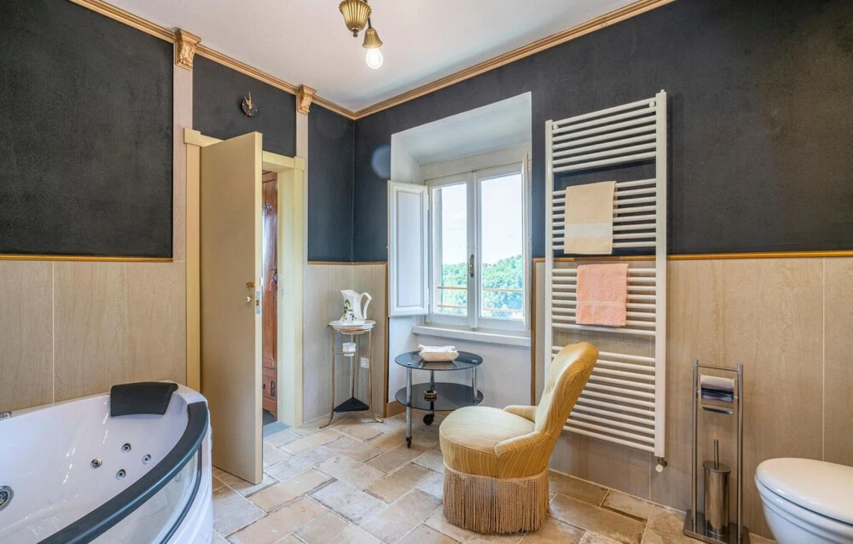 Amazing Home in Pescia With 3 Bedrooms, Jacuzzi and Wifi