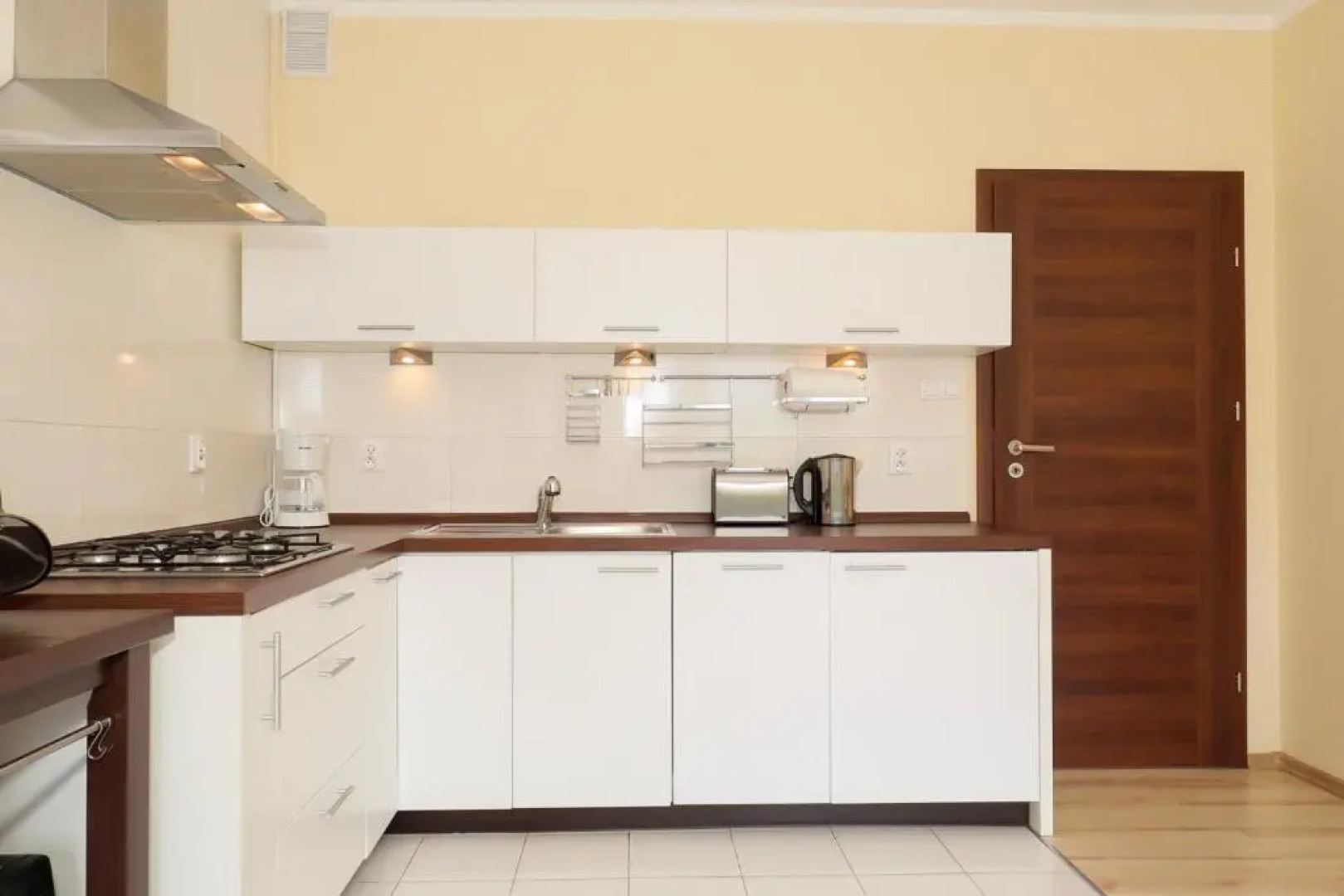 Jantar Rodzinny apartament z ogrodem