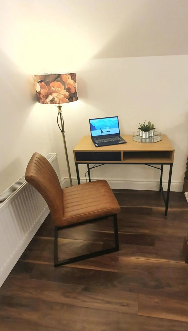 Luxury 6 Bedroom Spiddal Villa, Jacuzzi, Balcony