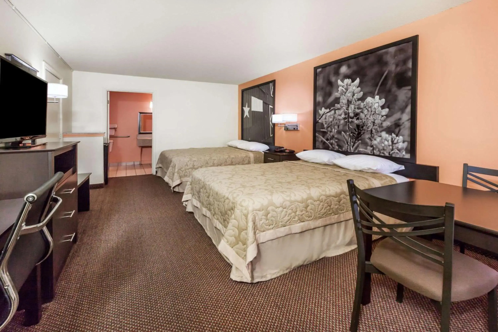 Premier Inn Palestine