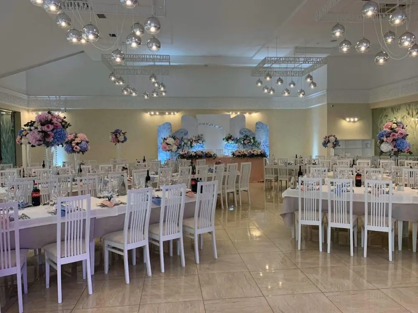 Отель «Кривое озеро»