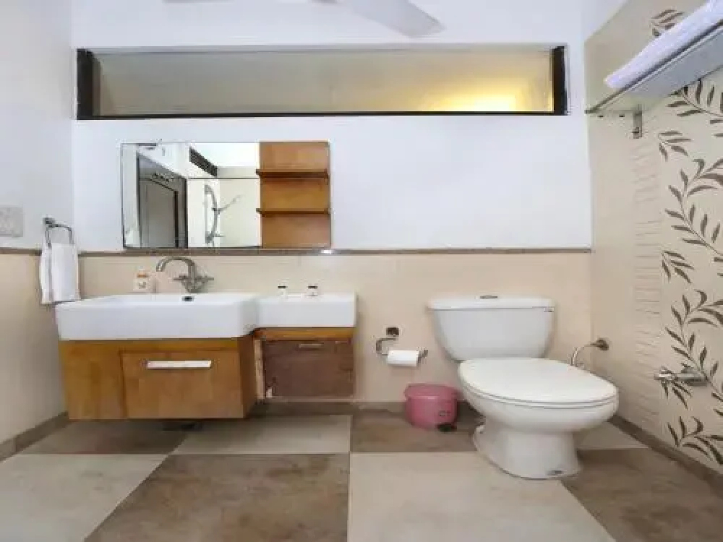 OYO Rooms Panchkula Sector 4