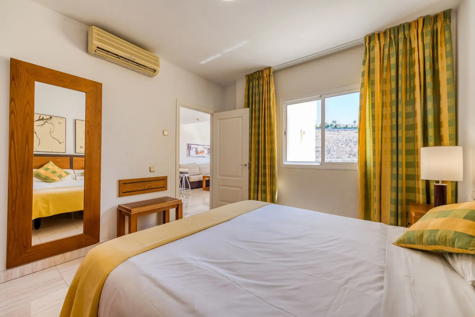 Отель Holiday Club Sol Amadores