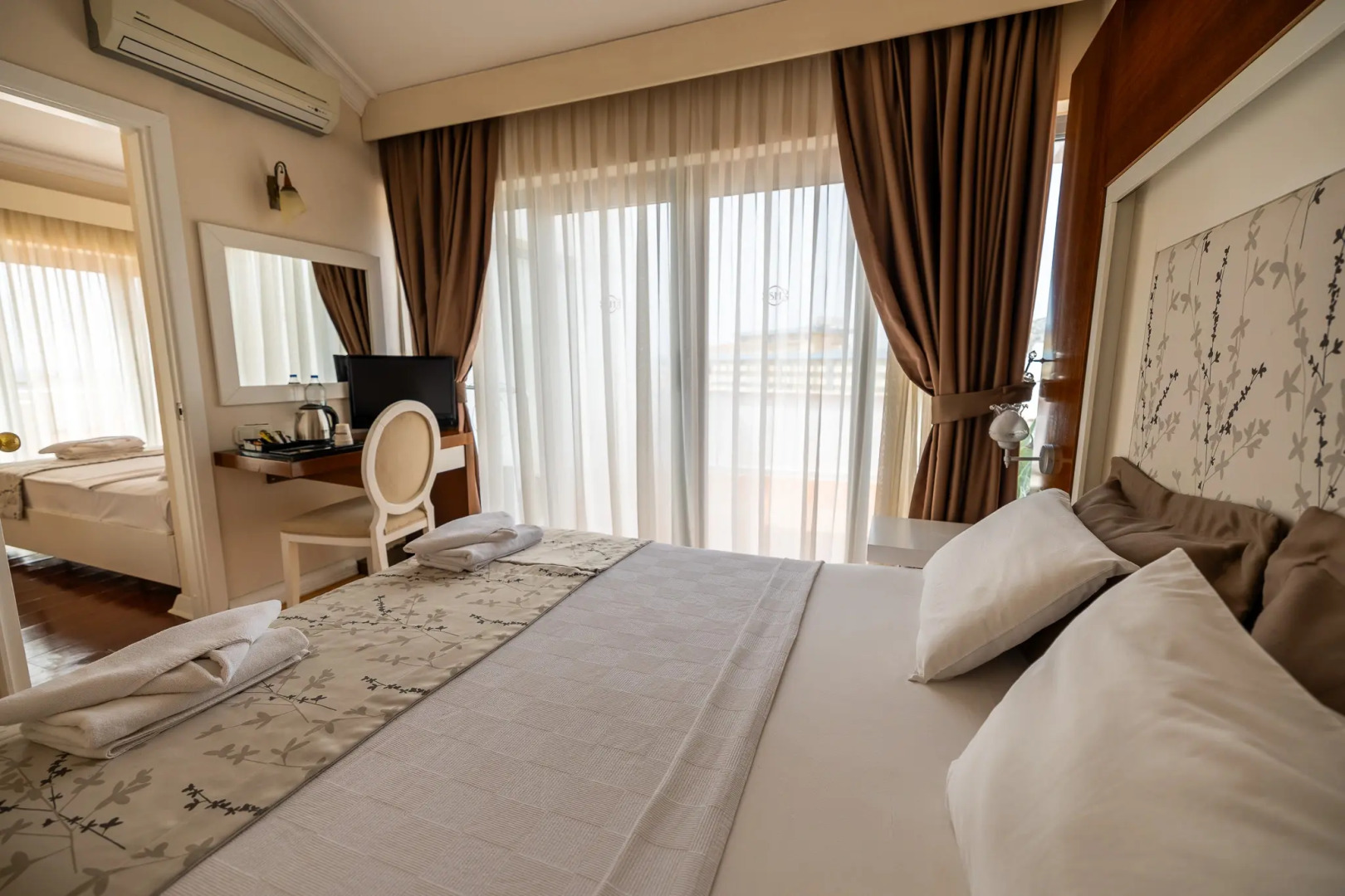 Sentinus Beach Hotel