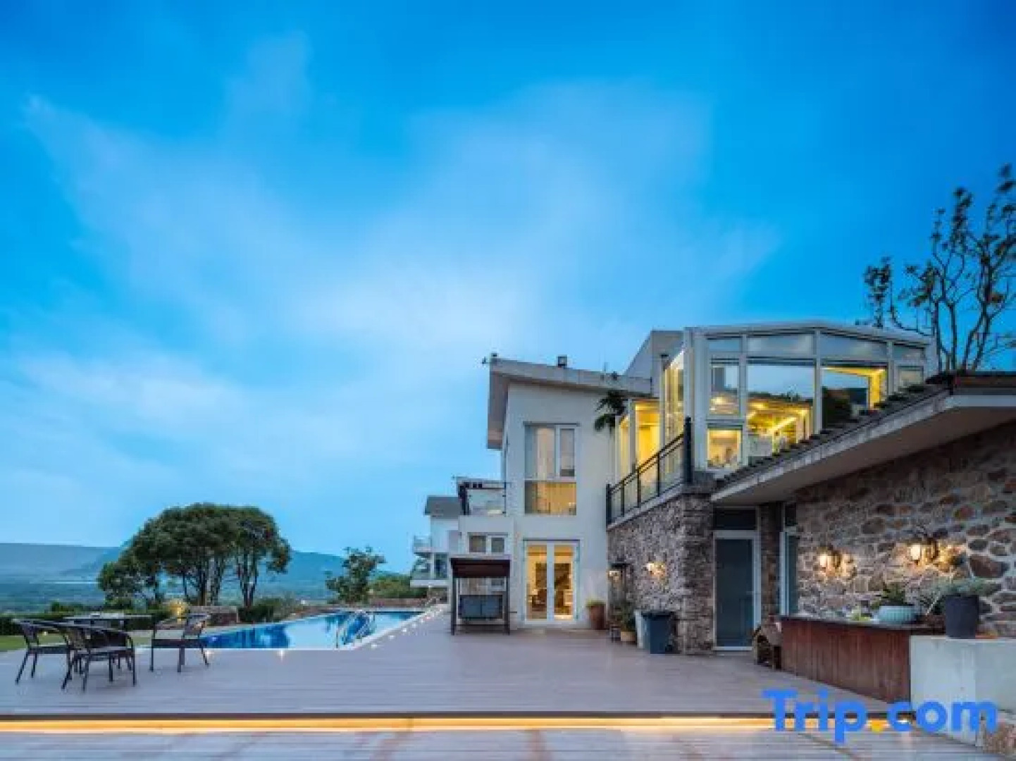 Floral Lux Hotel·Jurong Lihuyuan Hotel