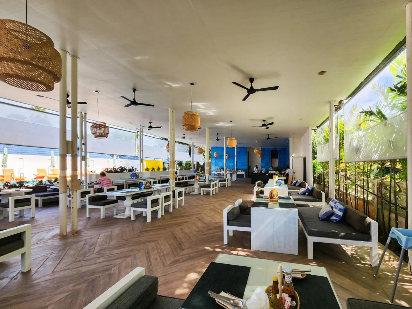 Отель Bandara On Sea