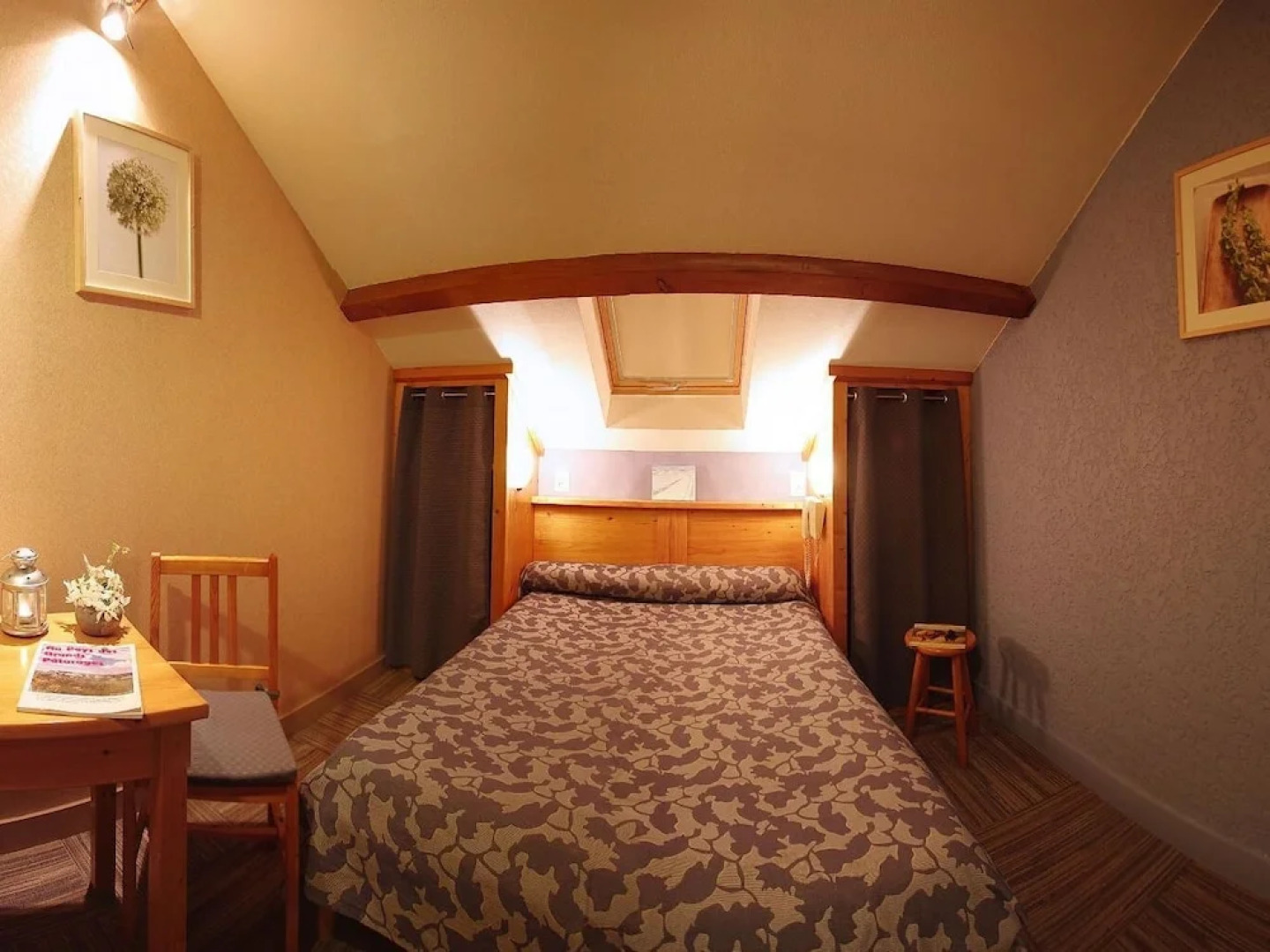 Logis Hôtel l'Aubrac