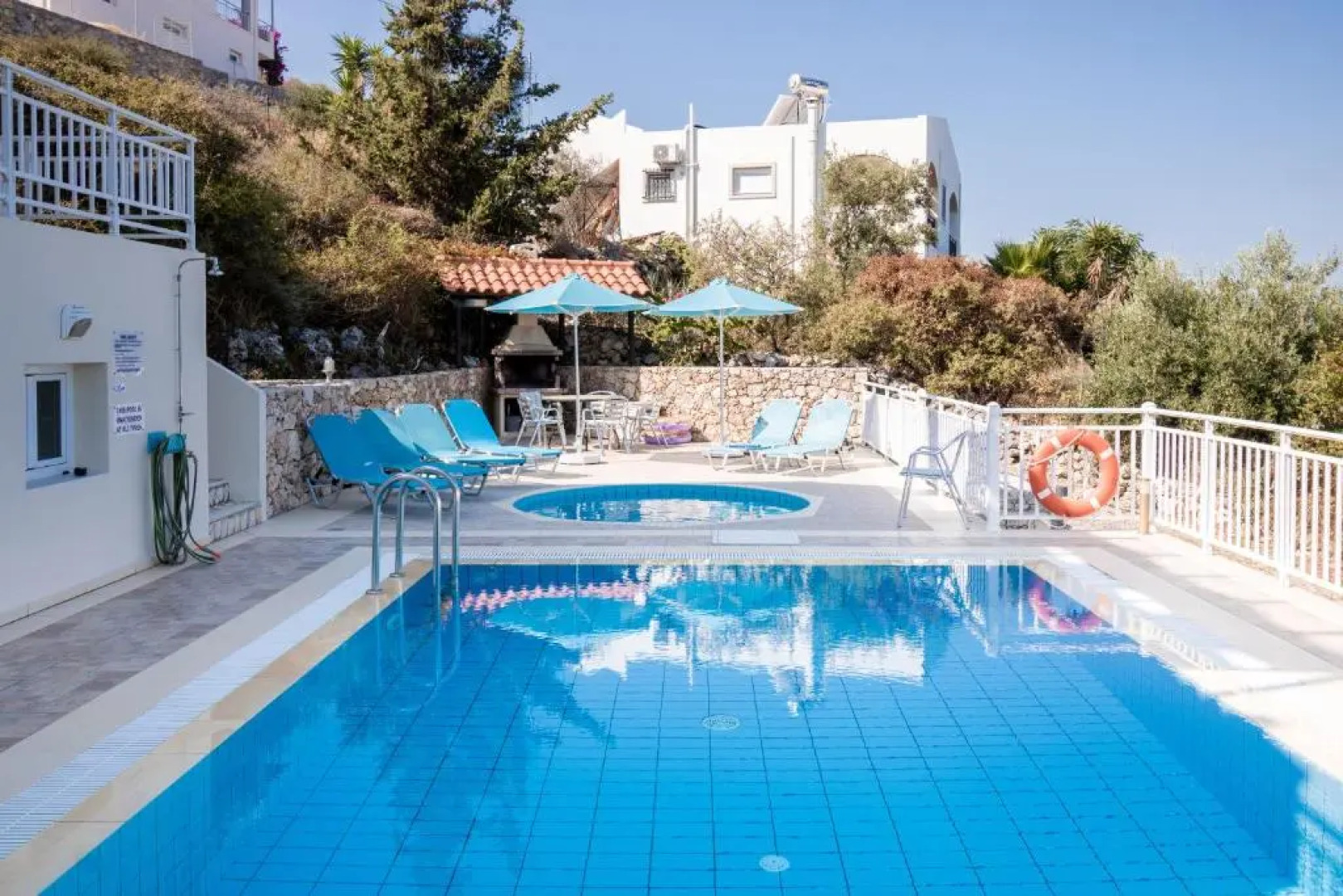 Luxury 3 Bed Villa Bougainvillea, Nr Almyrida - 2 Private Pools + Sleeps 8