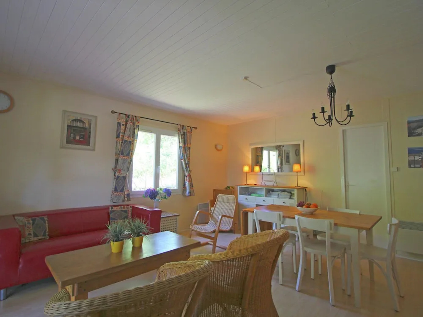 Quiet Holiday Home in Gassin by the Beach