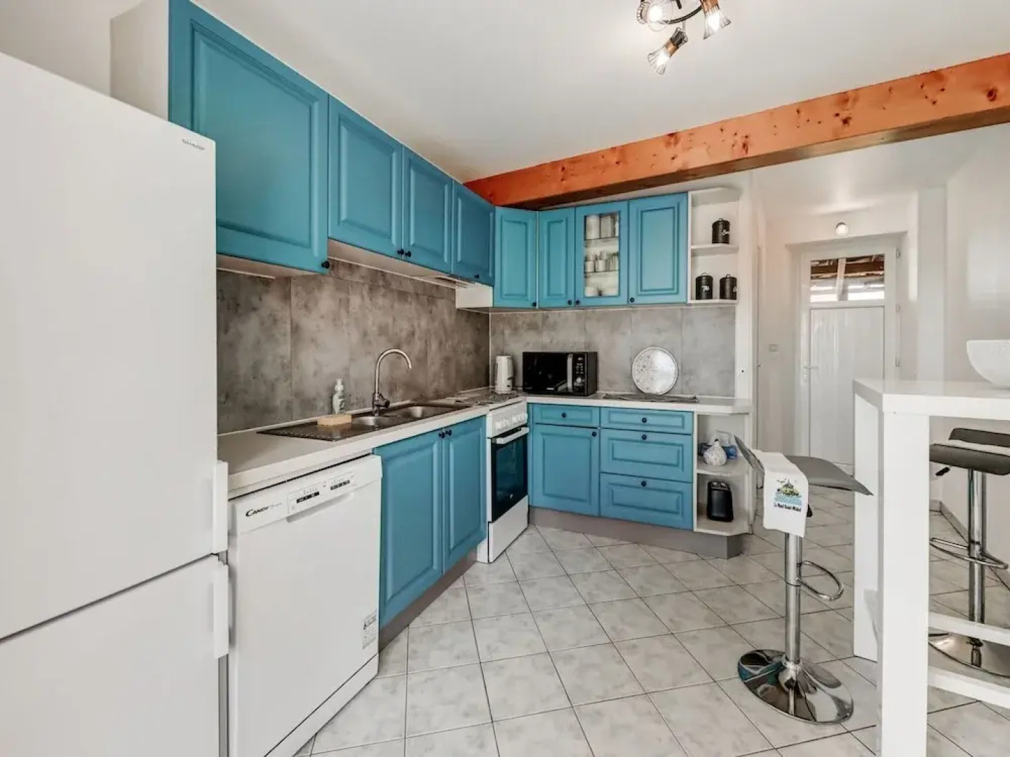 Gite des Salines in Stone With Views