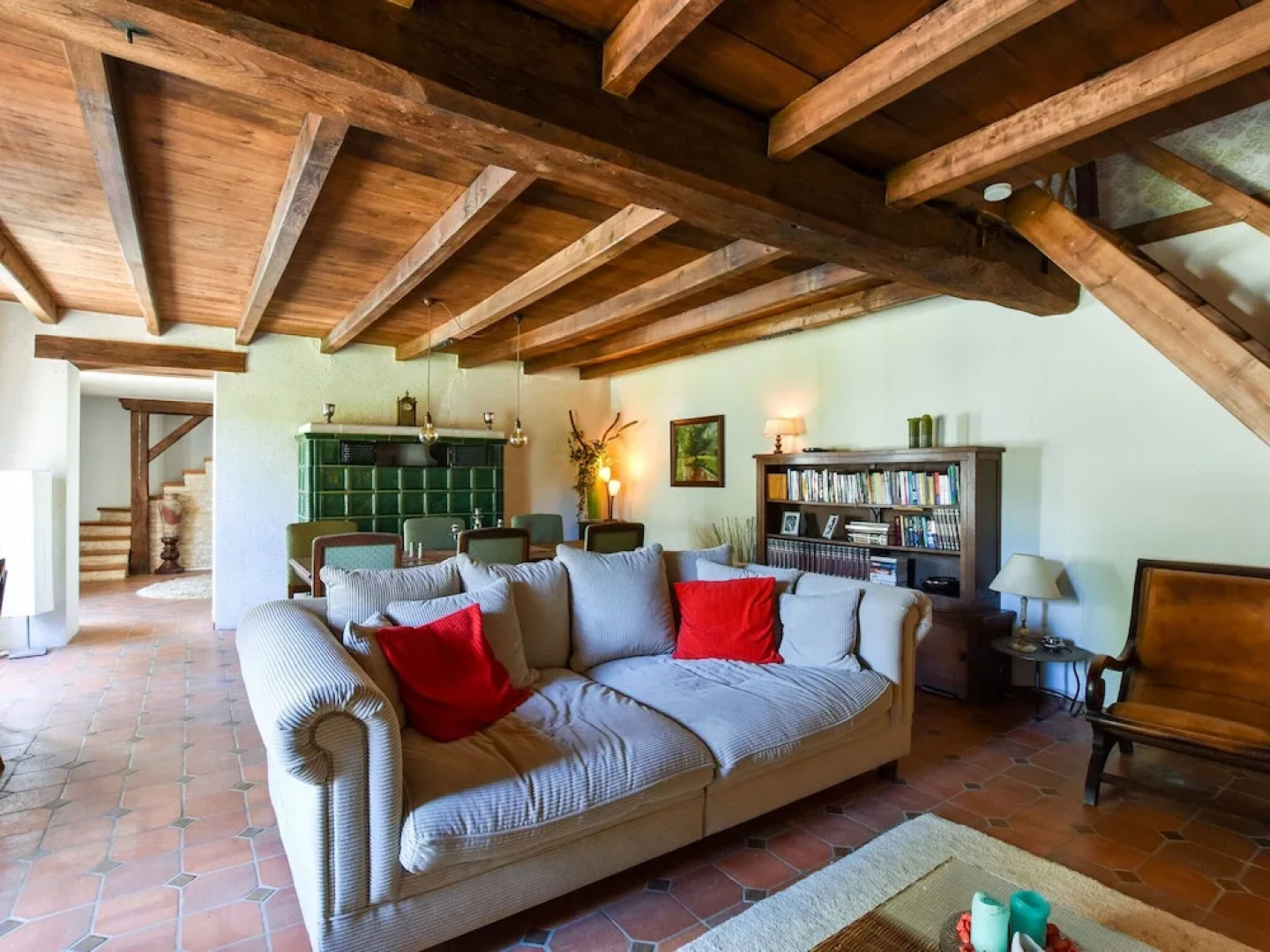 18th Century Farmhouse With Spacious Covered Terrace, Nearby Poitiers and Chinon