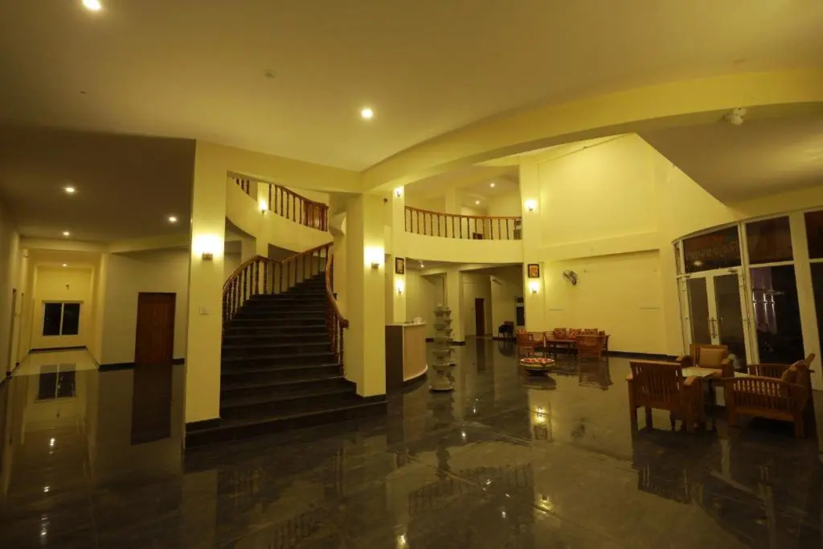 Hotel Rajeswari International