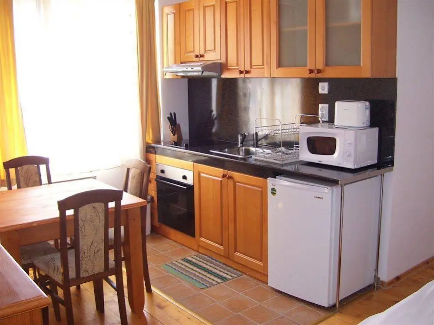 Four Leaf Clover Apartments to Rent