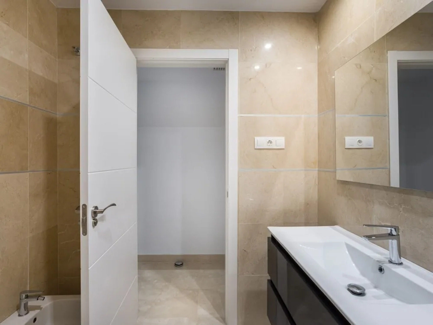 Suave Apartment in Casares Costa With Swimming Pool