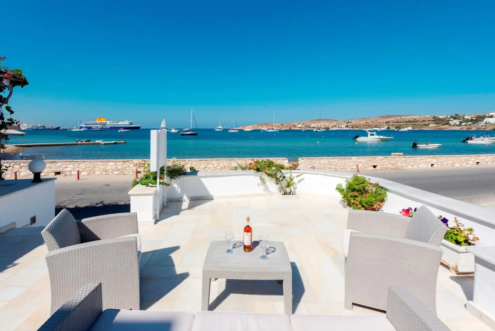 Irene Hotel & Studios | Beachfront