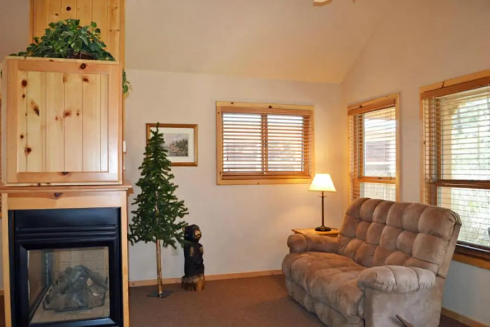 Shadow Mountain Lodge and Cabins