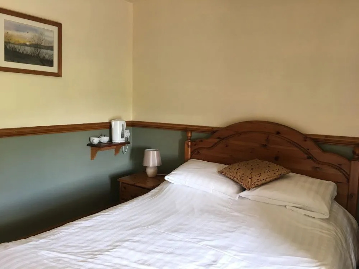 The Hare and Hounds Country Inn