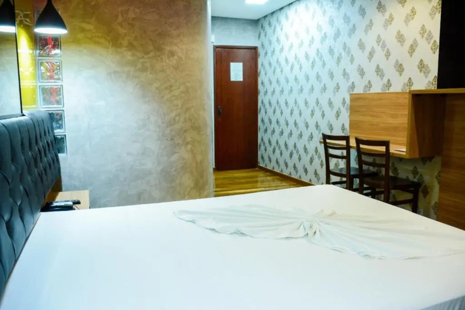 Motel Sunny Day Contagem