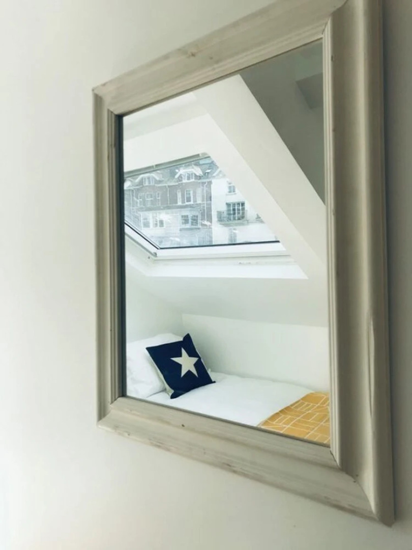 Air Sanitizers and Full Anti-Bacterial Cleaning Between Guests - Nancie's Place