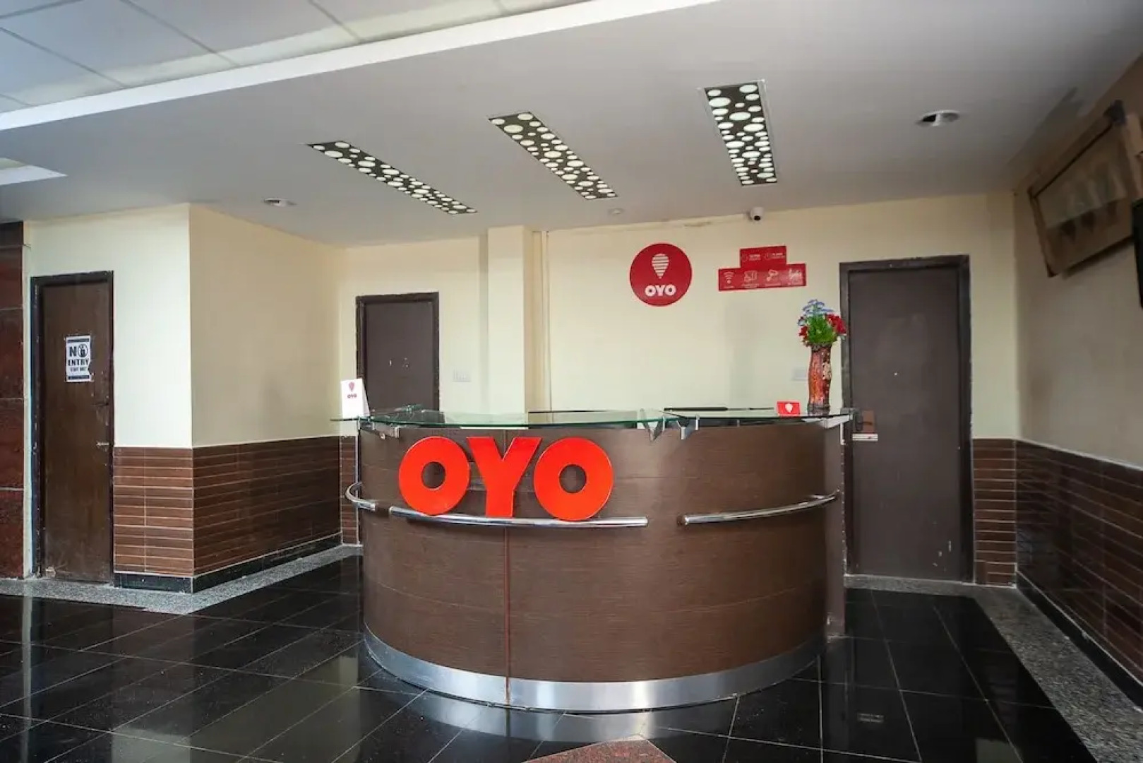 OYO 27033 Hill Breeze