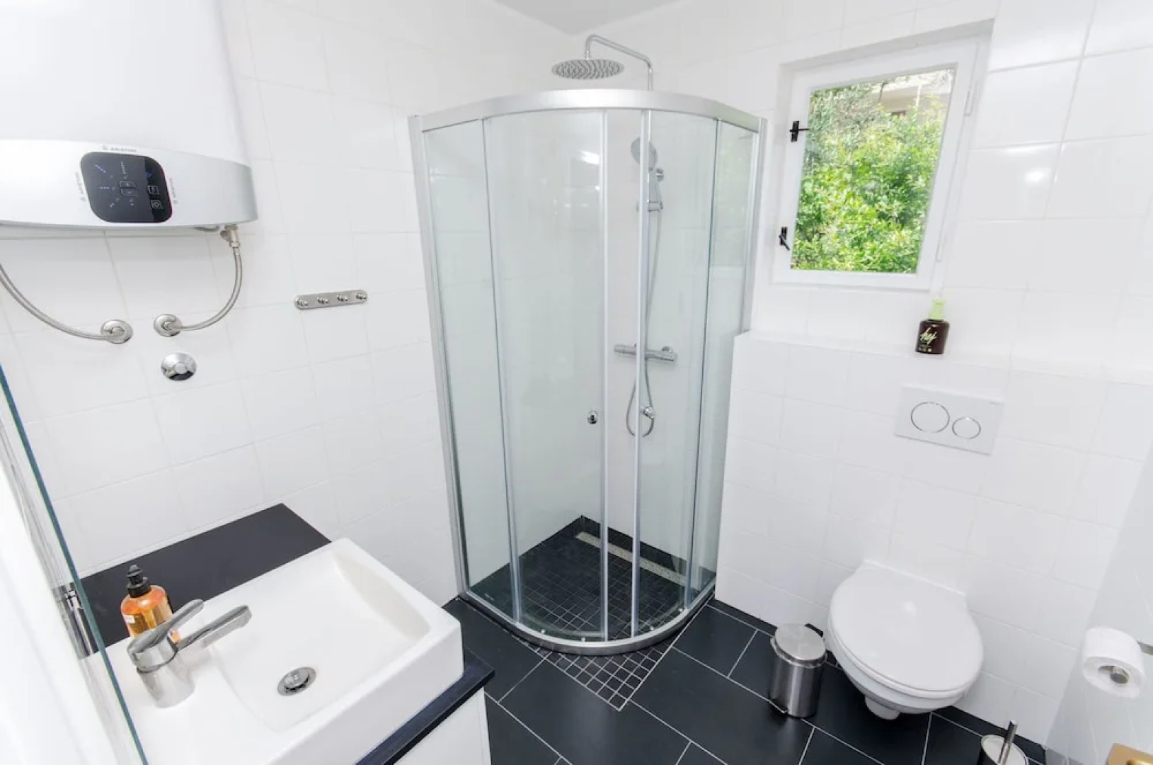 Seafront House Mavarcica