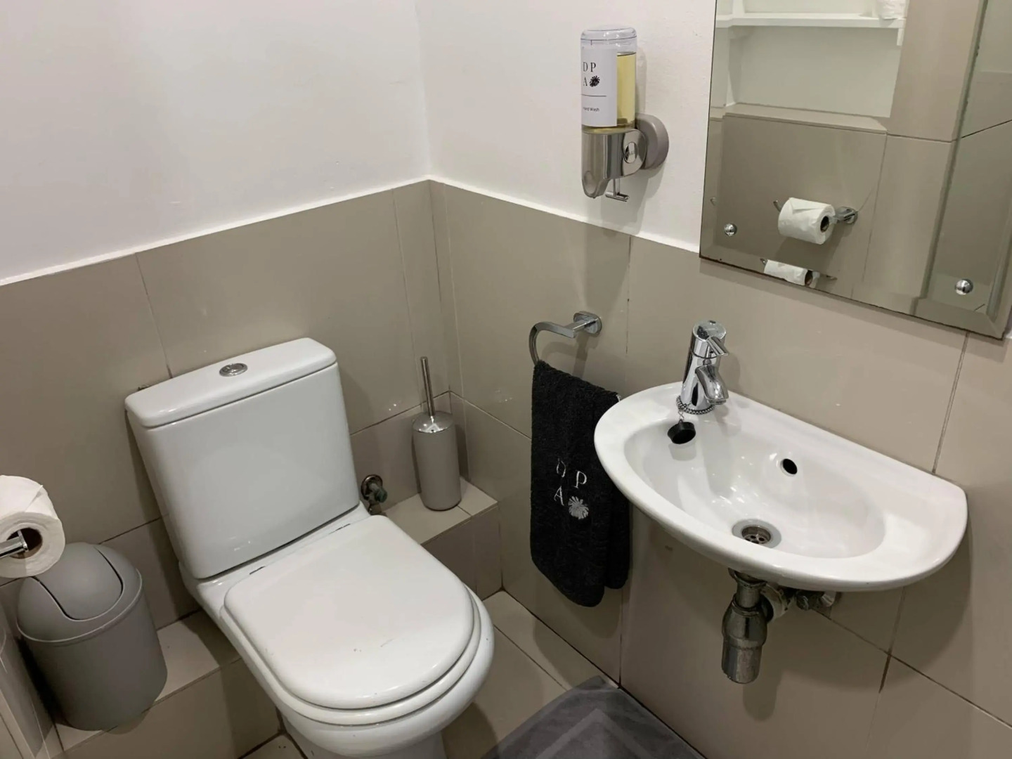 Point Waterfront Apartments