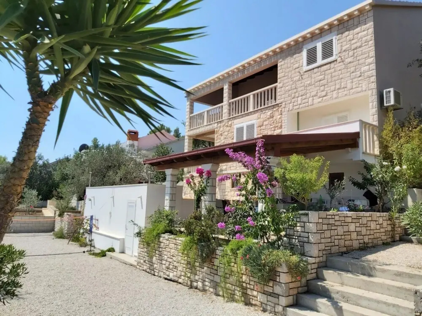 Toni & Tina Apartments