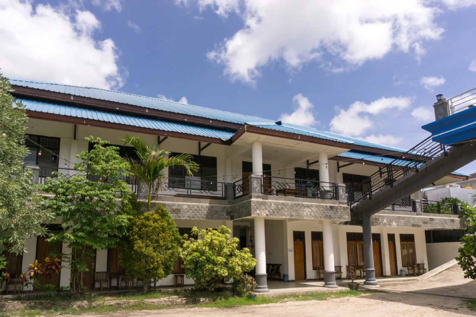 RedDoorz @ Tambolaka Sumba