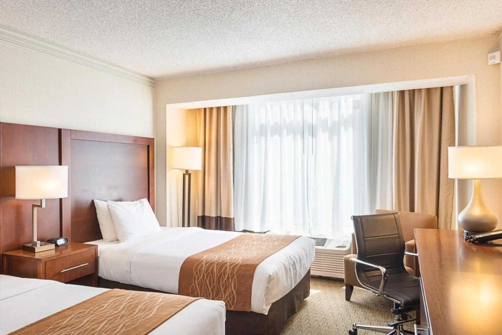 Comfort Inn by the Bay