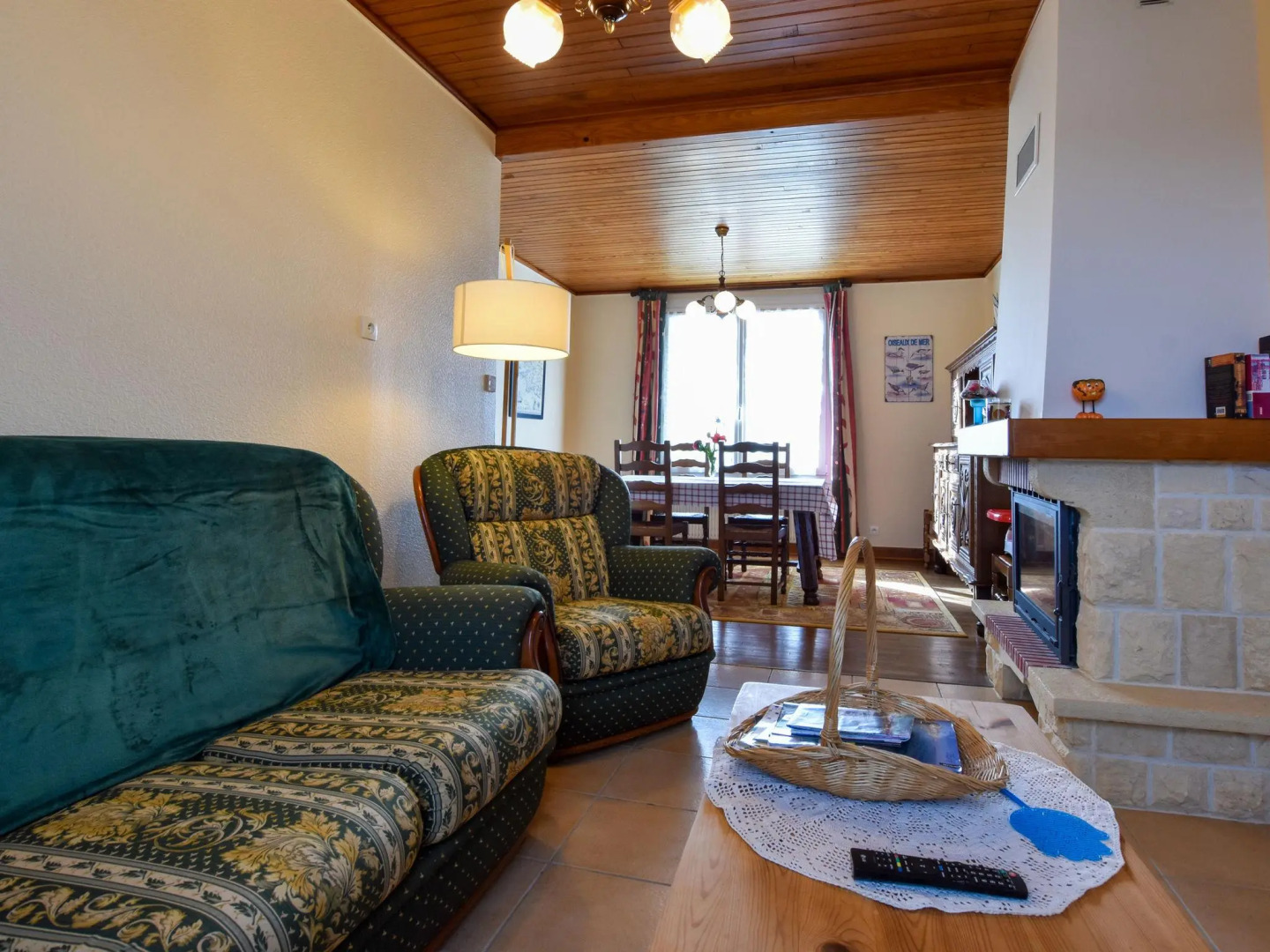 Classic Holiday Home in Saint Nic-Pentrez with Fenced Garden