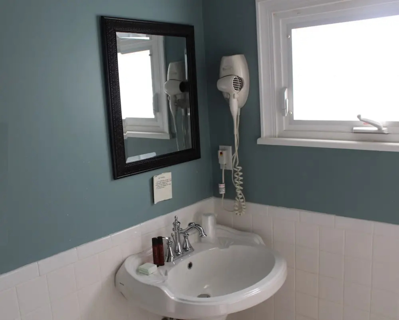 Catskill Seasons Inn