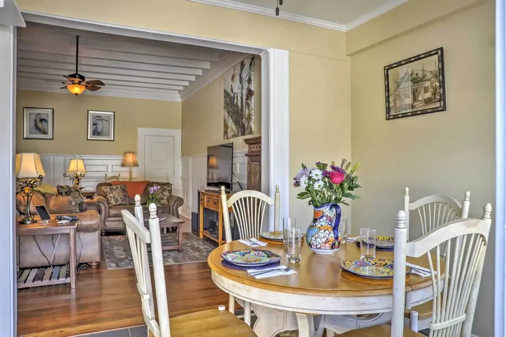 Carpinteria Apt w/ Hot Tub - 10 Min Walk to Beach!