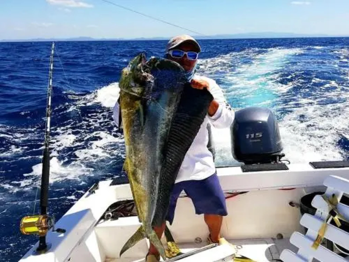 Luxury 4-bedroom home a short walk from the beach