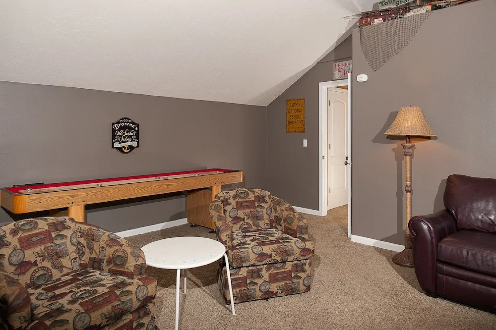 Browne's Beach n' Pad 3 Br home by RedAwning