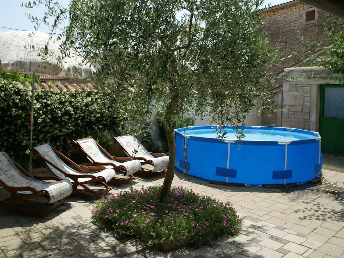 Stone Holiday Home in Peresiji With Pool
