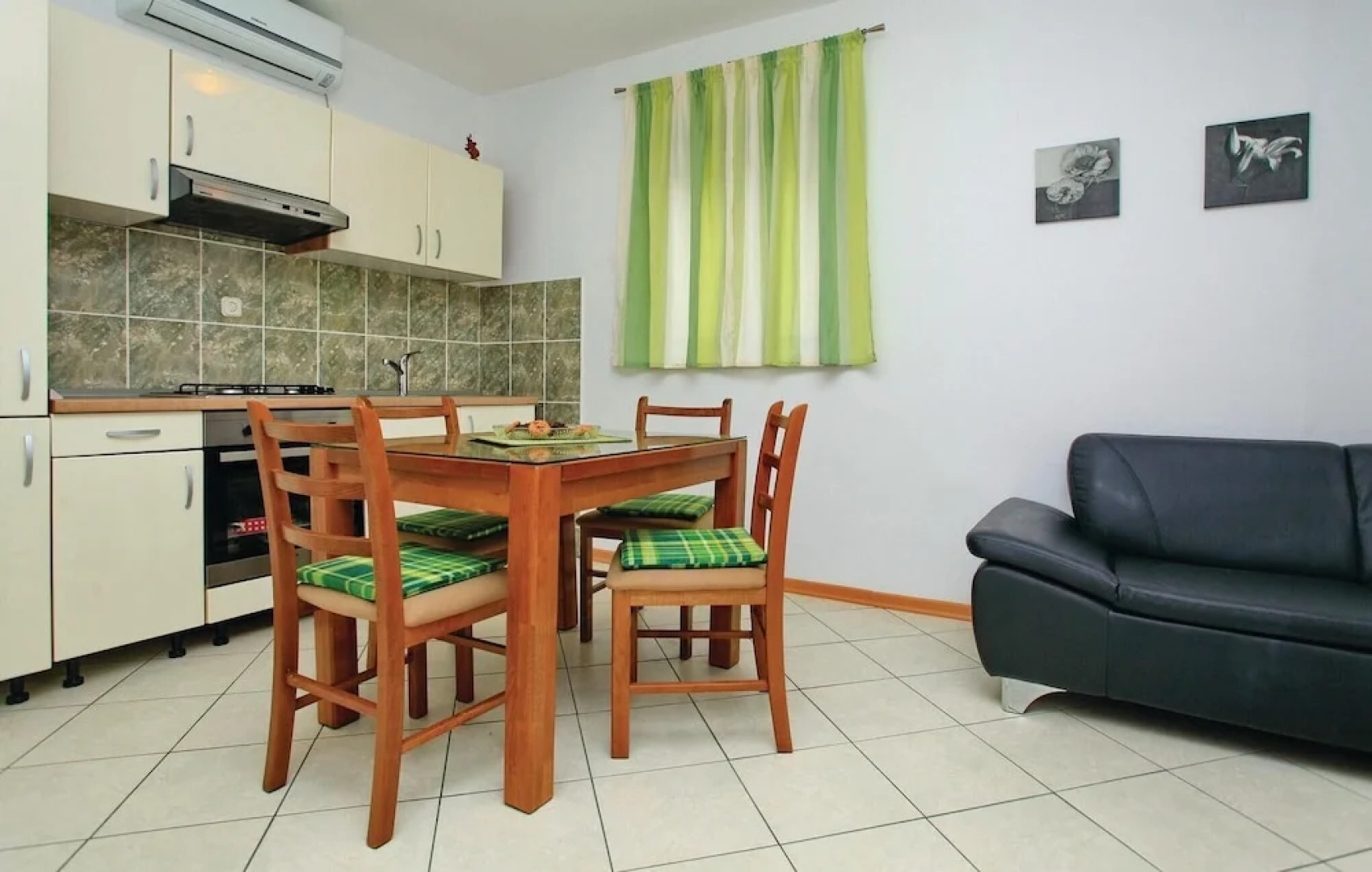 Awesome Home in Trstenik With Wifi and 4 Bedrooms