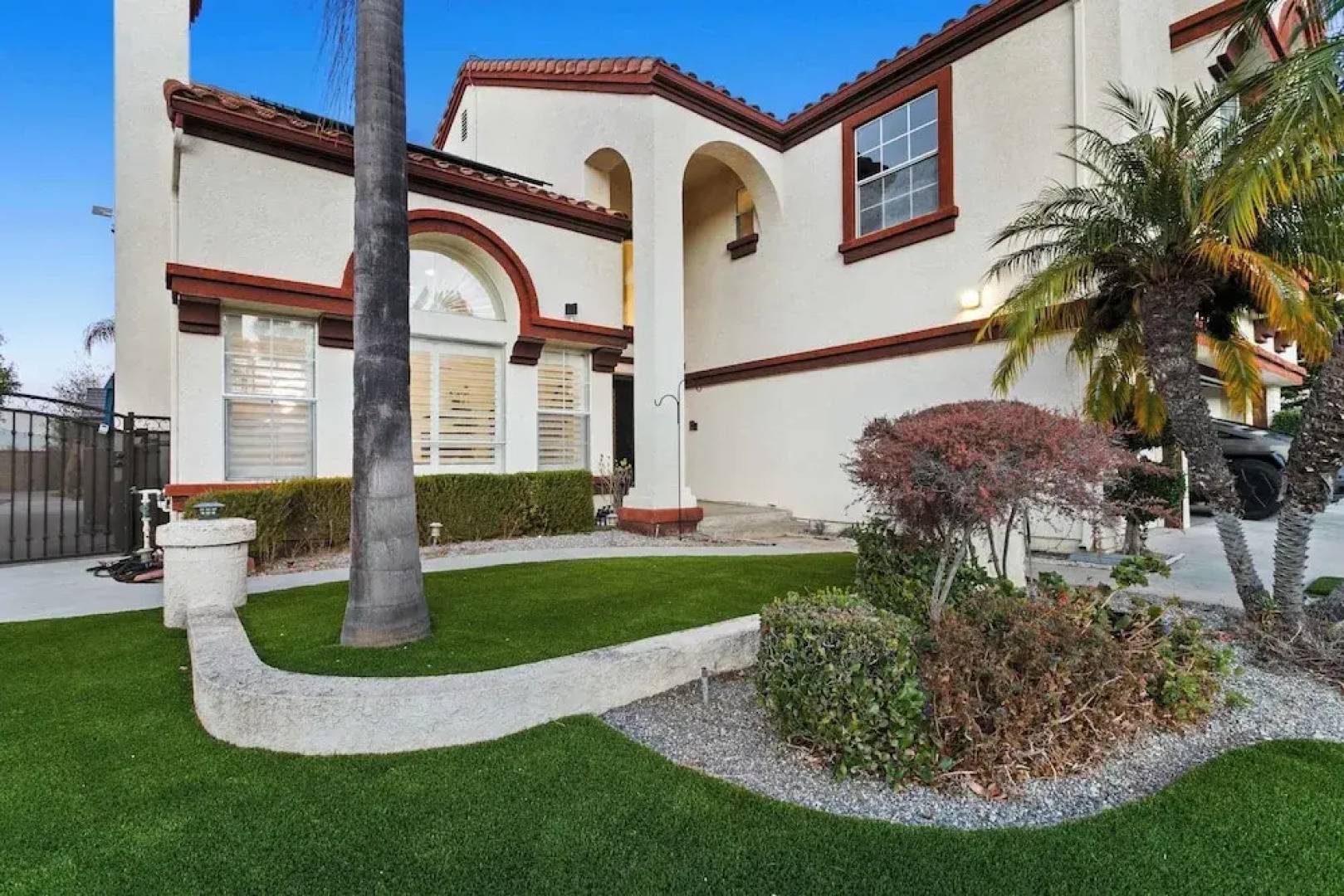 Luxury Pool Home w Theater Games & Mountain View