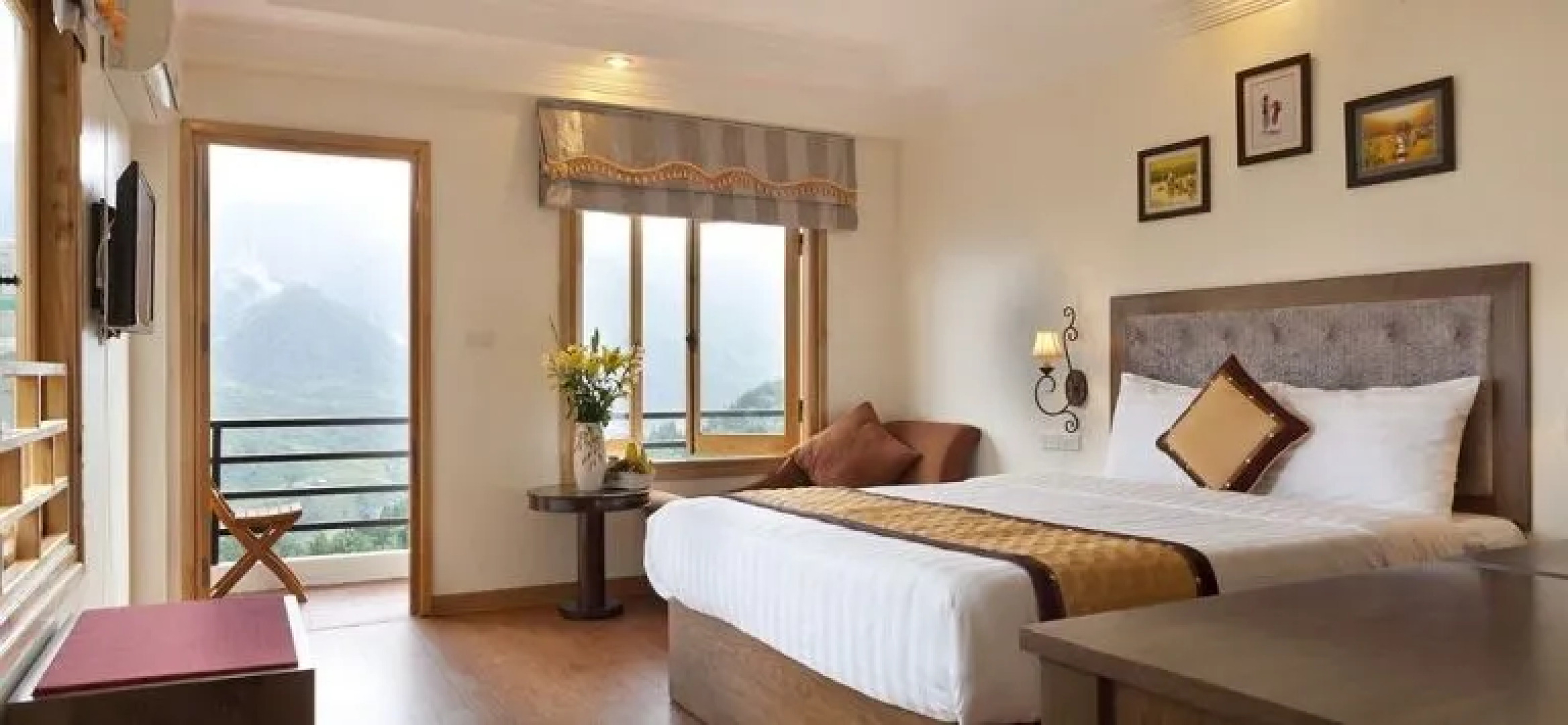 Eden Mountain View Hotel