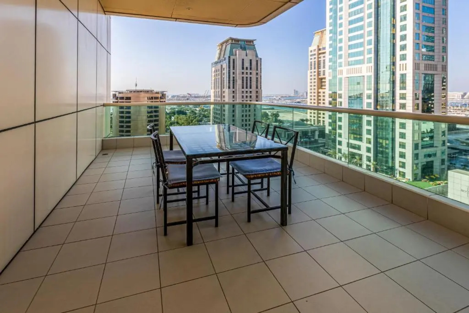 Sea View Studio 10min from beach Royal Oceanic