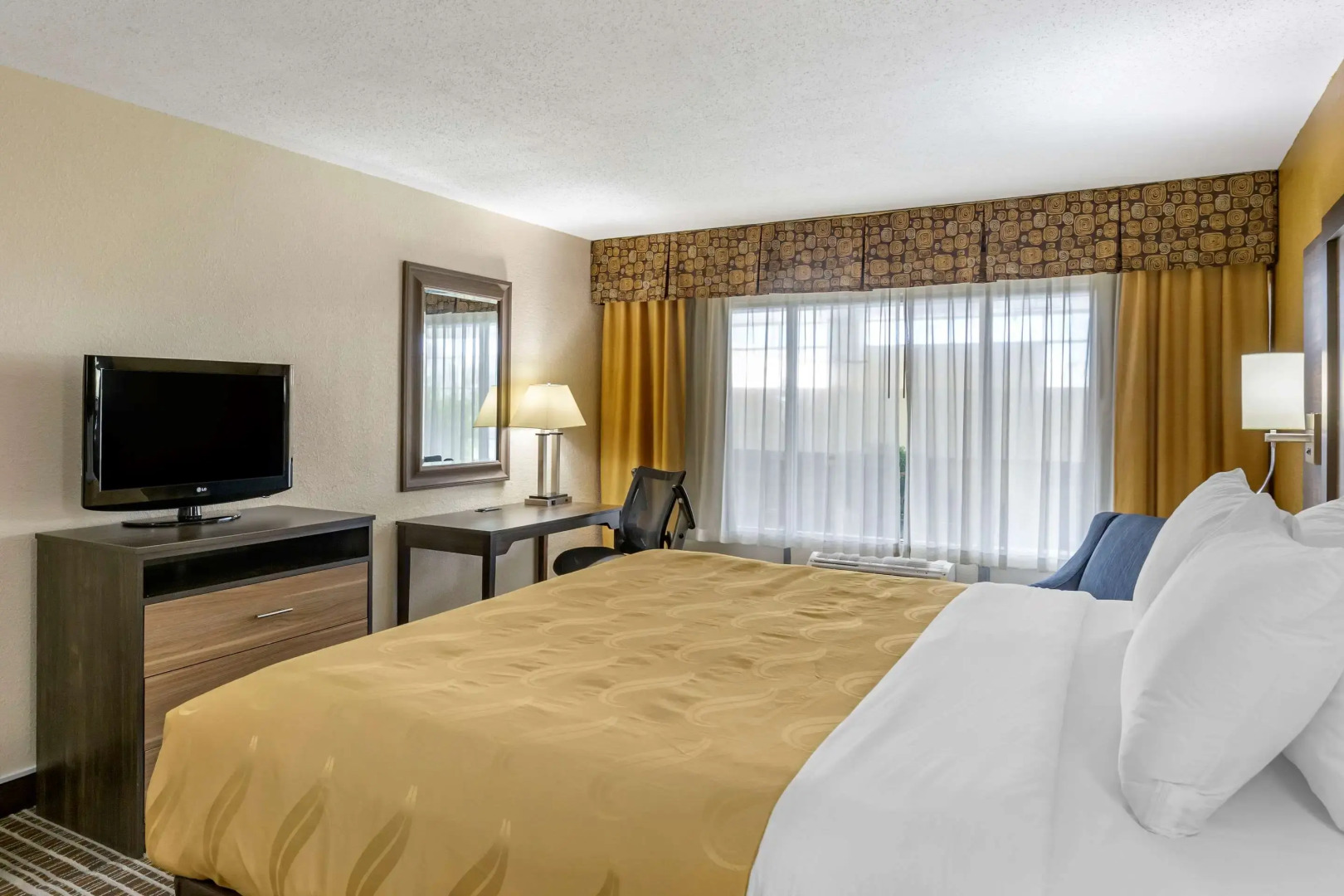 Quality Inn & Suites - Greensboro-High Point