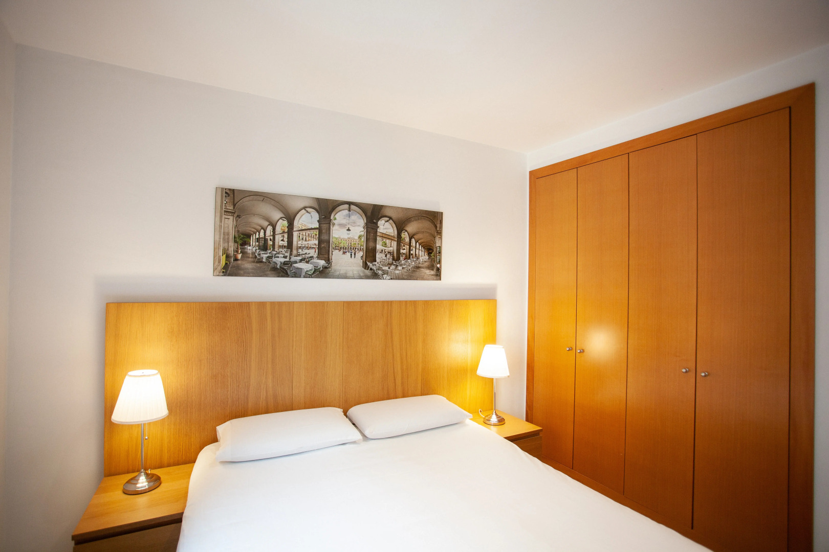 Las Ramblas Pasaje Bacardi Apartments