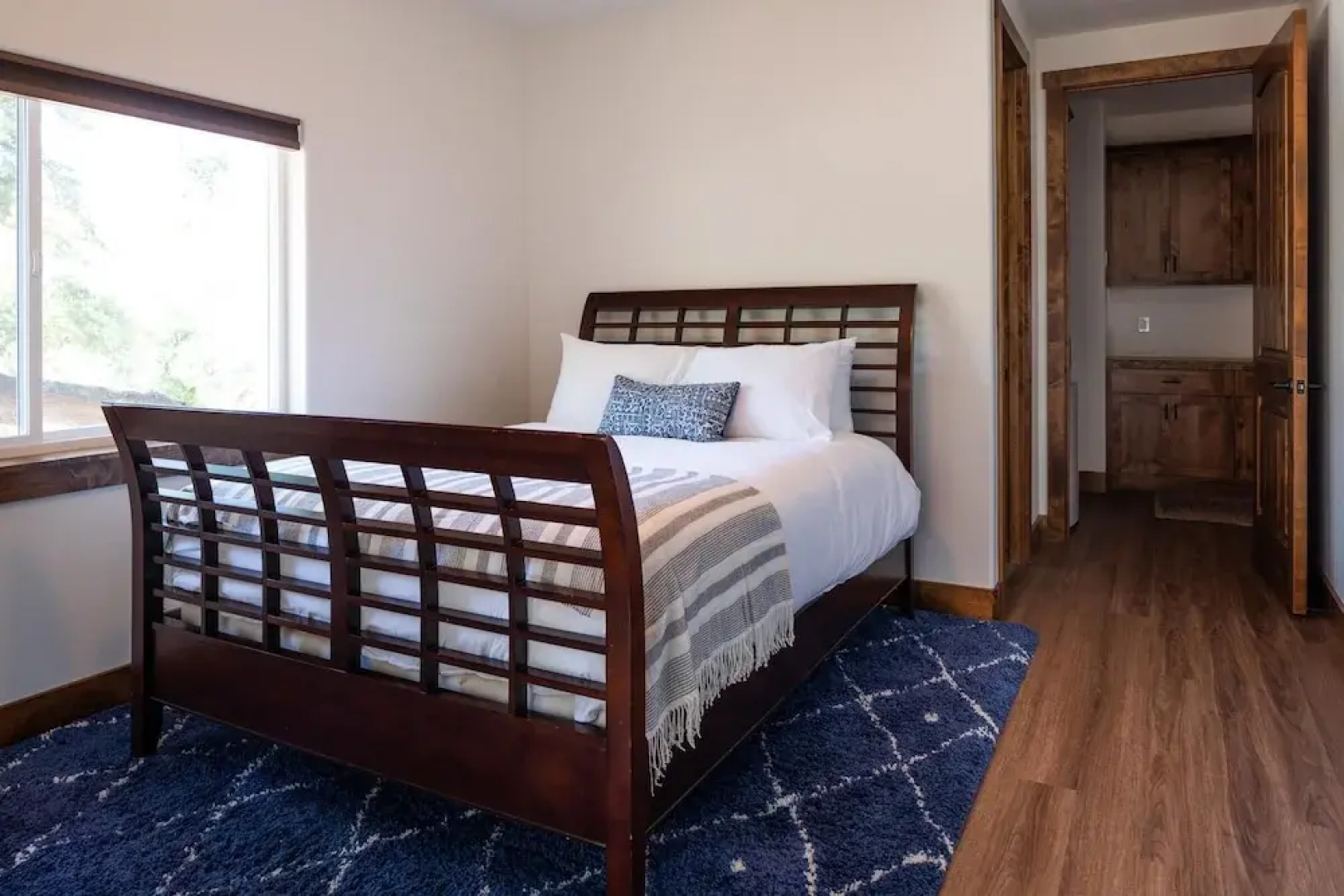 Emerson by AvantStay | Secluded Home - 125 Acres w/ Hiking, Hot Tub & Patio