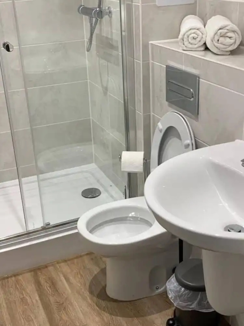 Inviting 2-bed Apartment in Grays